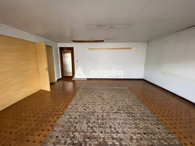 Conjunto comercial com 391m², para alugar, no bairro Centro em Ponta Grossa