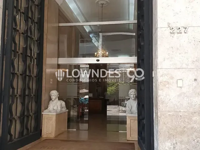 Conjunto comercial com 163m², à venda, no bairro Centro em Rio de Janeiro
