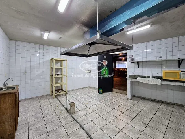 Conjunto comercial com 4250m², à venda, no bairro Fazendinha (Penedo) em Itatiaia