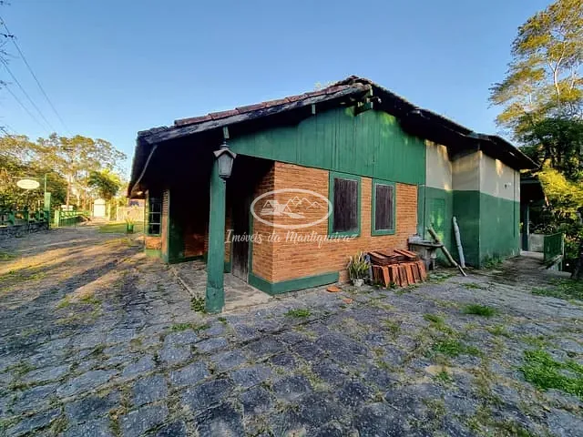Conjunto comercial com 4250m², à venda, no bairro Fazendinha (Penedo) em Itatiaia