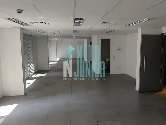 Conjunto comercial com 314m², para alugar, no bairro Jardim Paulista em São Paulo