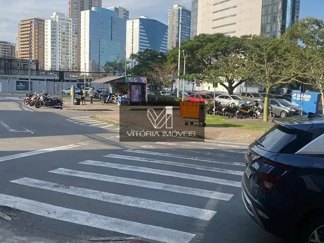 Conjunto comercial para alugar, no bairro Enseada do Suá em Vitória