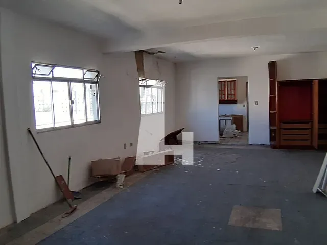 Conjunto comercial com 135m², para alugar, no bairro Macedo em Guarulhos