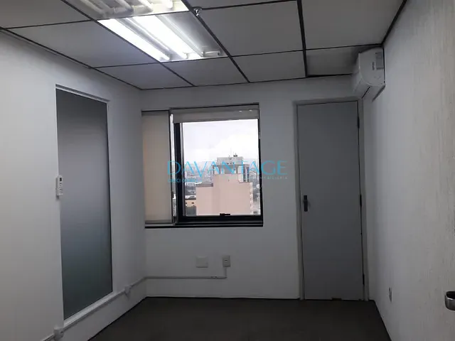 Conjunto comercial com 40m², para alugar, no bairro Lapa em São Paulo