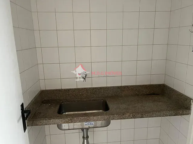 Conjunto comercial à venda ou para alugar, no bairro Bosque da Saúde em São Paulo