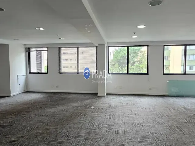 Conjunto comercial à venda ou para alugar, no bairro Alto de Pinheiros em São Paulo