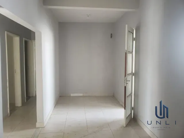 Conjunto comercial 3 quartos e 4 banheiros, à venda, no bairro Niterói em Volta Redonda