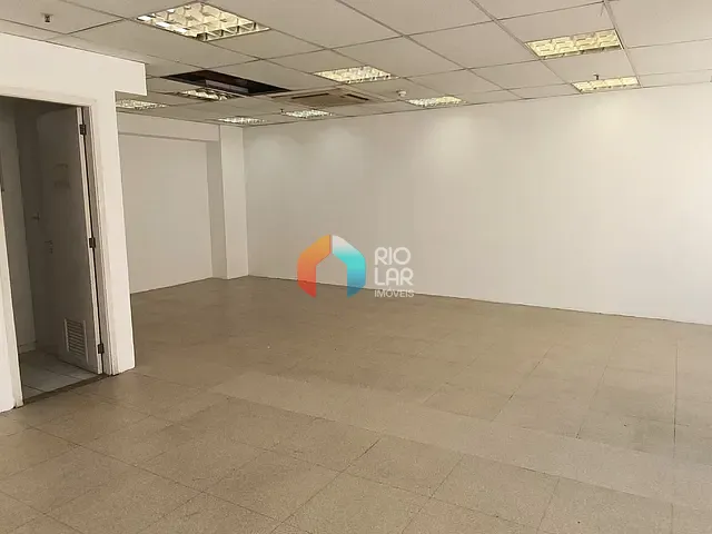 Conjunto comercial com 173m², para alugar, no bairro Centro em Rio de Janeiro