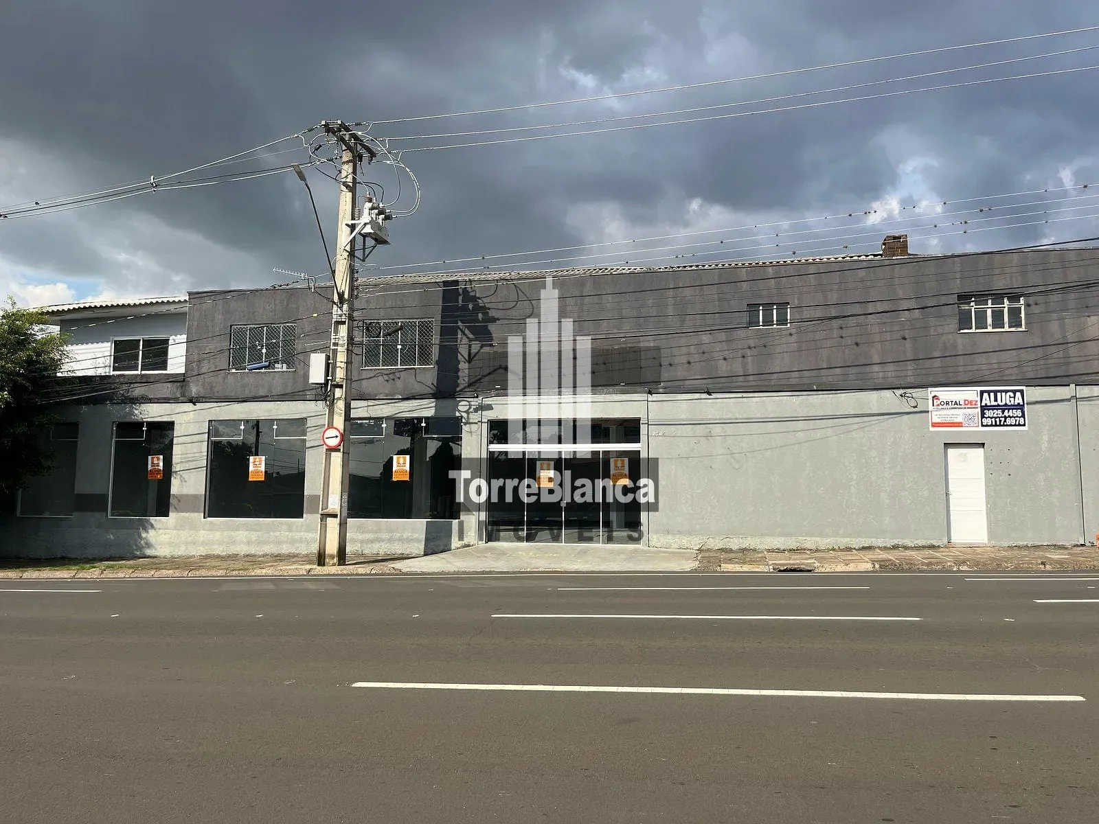 Depósito-Galpão, 490 m² - Foto 1