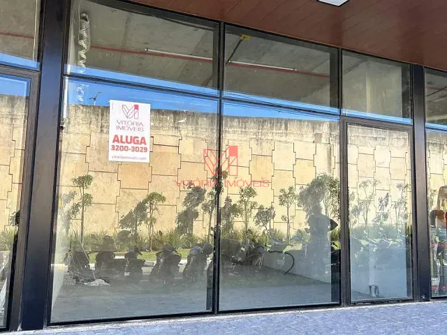 Conjunto comercial com 157m², para alugar, no bairro Mata da Praia em Vitória