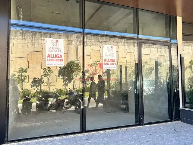 Conjunto comercial com 157m², para alugar, no bairro Mata da Praia em Vitória