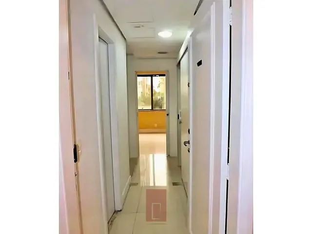 Conjunto comercial com 30m², à venda, no bairro Paraíso em São Paulo