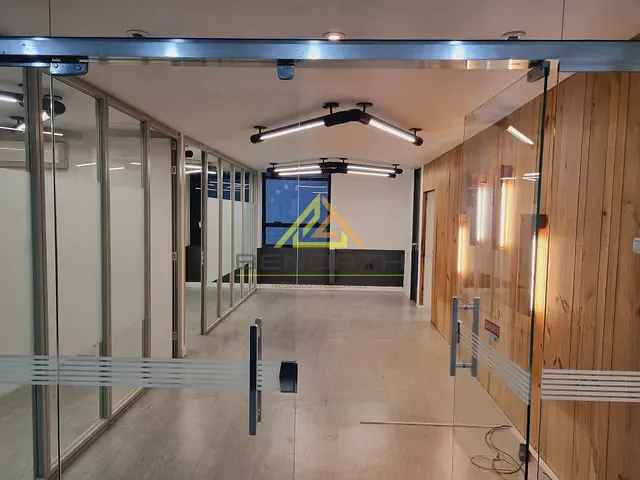 Conjunto comercial com 286m², para alugar, no bairro Vila Olímpia em São Paulo