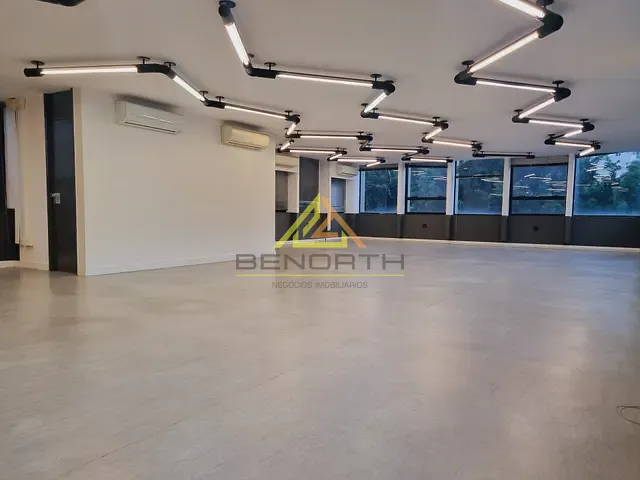 Conjunto comercial com 286m², para alugar, no bairro Vila Olímpia em São Paulo