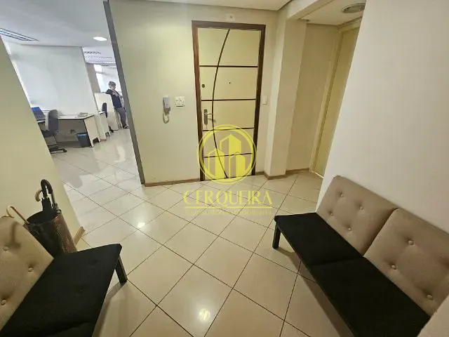 Conjunto comercial com 250m², à venda, no bairro Consolação em São Paulo