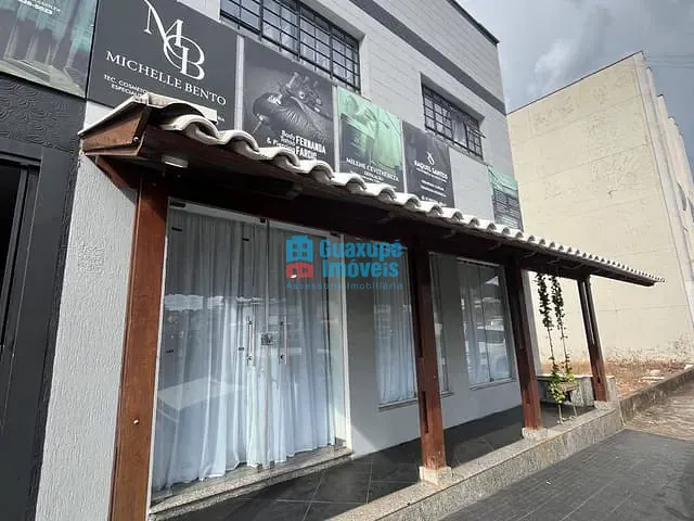 Conjunto comercial para alugar, no bairro Loteamento Volta e Irmãos em Guaxupé