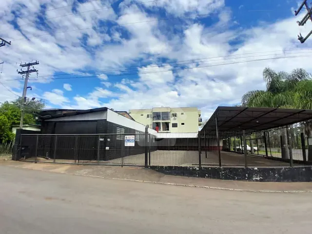 Conjunto comercial para alugar, no bairro Centro Administrativo em Teutônia