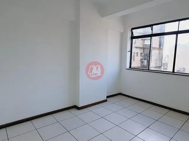 Conjunto comercial com 22m², para alugar, no bairro Centro Histórico em Porto Alegre