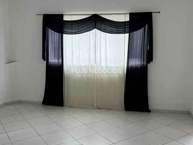 Conjunto comercial com 324m², à venda, no bairro Centro em Votorantim