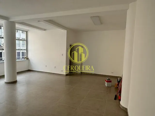 Conjunto comercial à venda ou para alugar, no bairro República em São Paulo