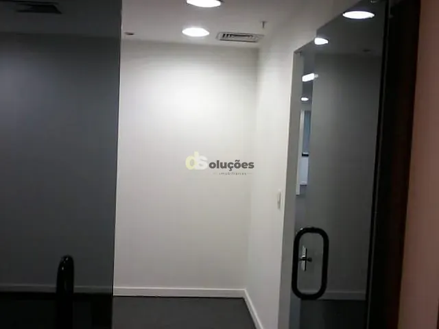 Conjunto comercial com 206m², para alugar, no bairro Cidade Monções em São Paulo