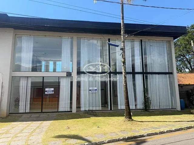 Conjunto comercial com 307m², para alugar, no bairro Penedo (Penedo) em Itatiaia
