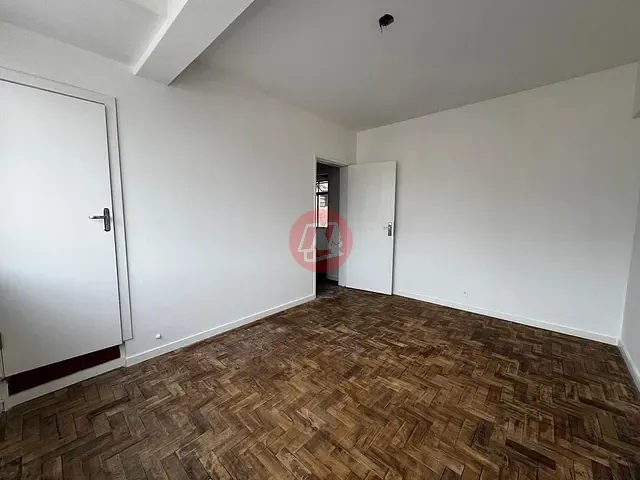 Conjunto comercial com 22m², para alugar, no bairro Centro Histórico em Porto Alegre