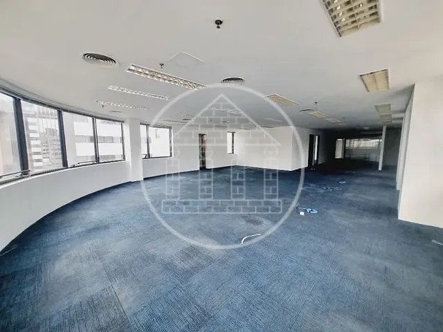 Conjunto comercial com 223m², para alugar, no bairro Cidade Monções em São Paulo