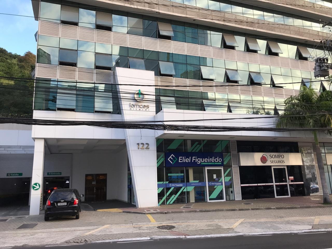 Conjunto de Salas no IOffices em frente ao CHN