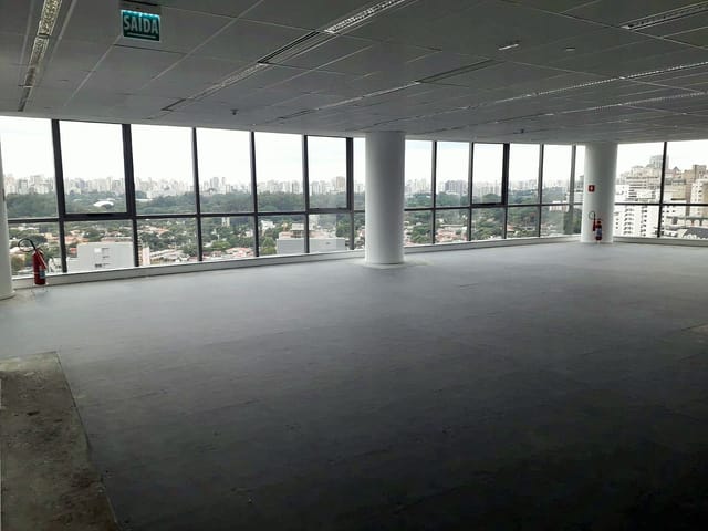 Conjunto comercial com 386m², para alugar, no bairro Vila Nova Conceição em São Paulo
