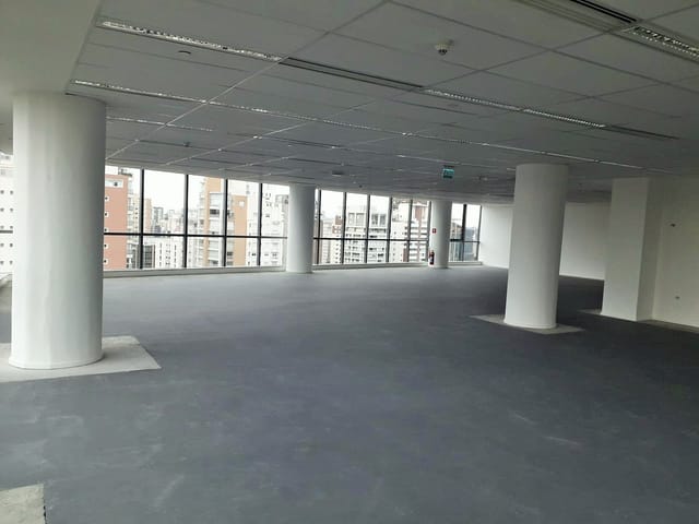 Conjunto comercial com 386m², para alugar, no bairro Vila Nova Conceição em São Paulo