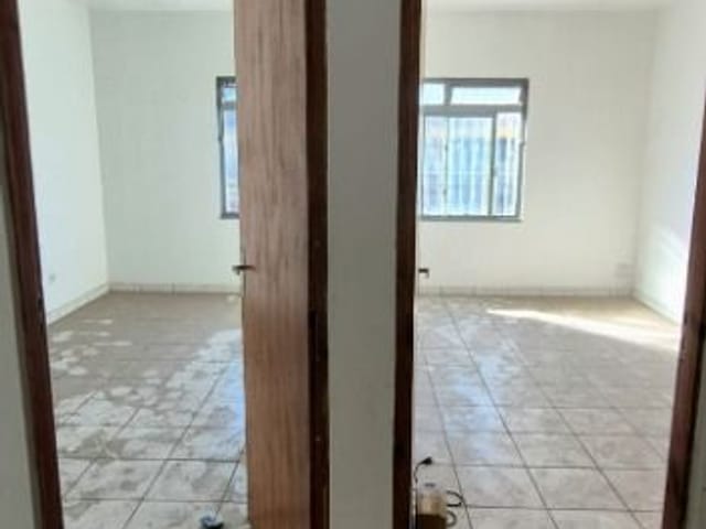 Conjunto comercial para alugar, no bairro Vila Ema em São Paulo