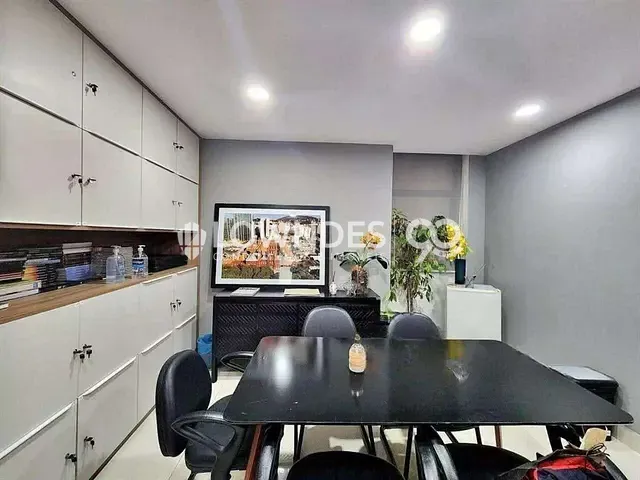 Conjunto comercial à venda, no bairro Freguesia (Jacarepaguá) em Rio de Janeiro