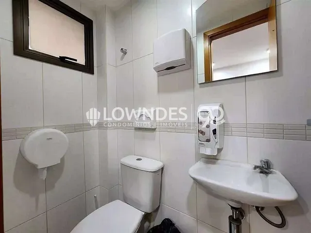Conjunto comercial à venda, no bairro Freguesia (Jacarepaguá) em Rio de Janeiro