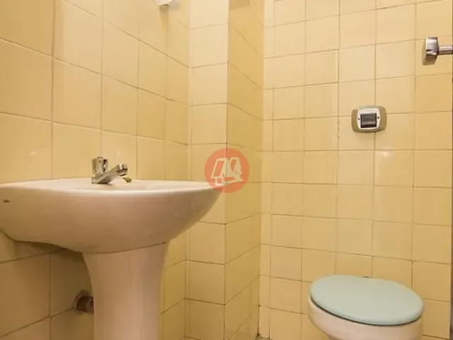Conjunto comercial com 75m², para alugar, no bairro Centro Histórico em Porto Alegre
