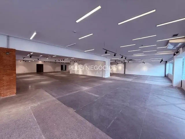 Conjunto comercial com 1370m², para alugar, no bairro Jardim Santa Rosália em Sorocaba