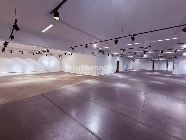 Conjunto comercial com 1370m², para alugar, no bairro Jardim Santa Rosália em Sorocaba