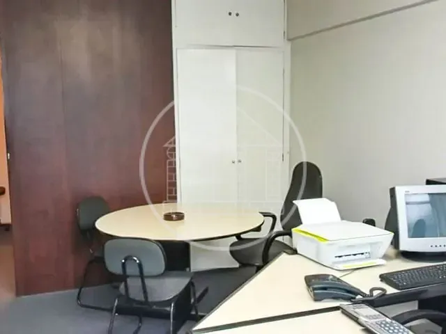 Conjunto comercial com 30m², à venda, no bairro Santo Amaro em São Paulo
