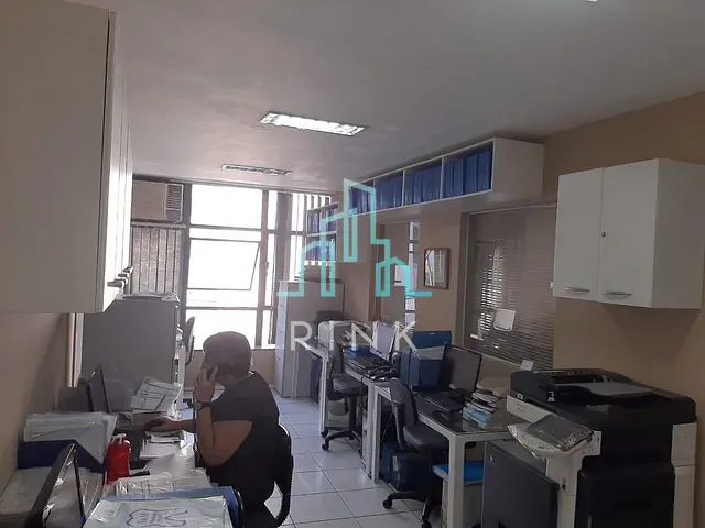 Conjunto comercial à venda, no bairro Centro em Niterói