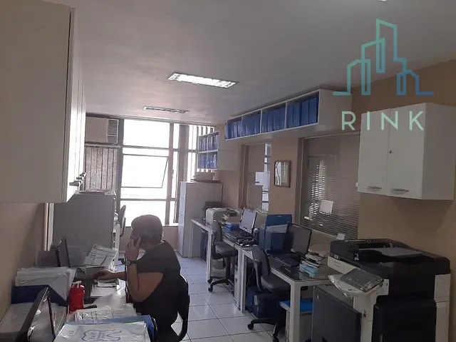 Conjunto comercial à venda, no bairro Centro em Niterói