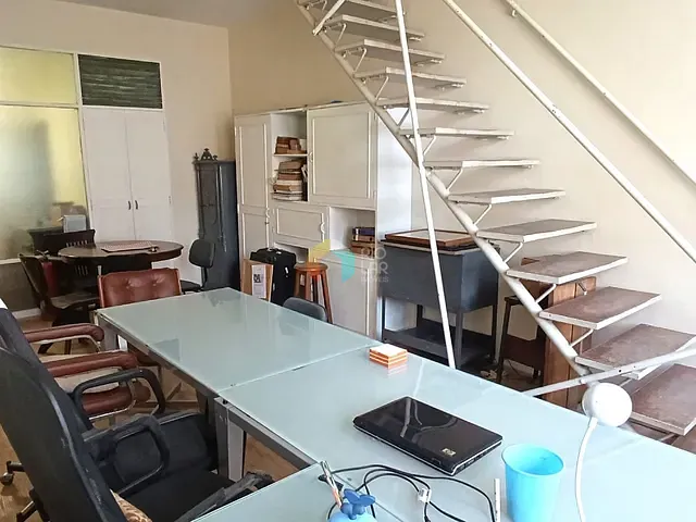 Conjunto comercial com 64m², à venda, no bairro Centro em Rio de Janeiro