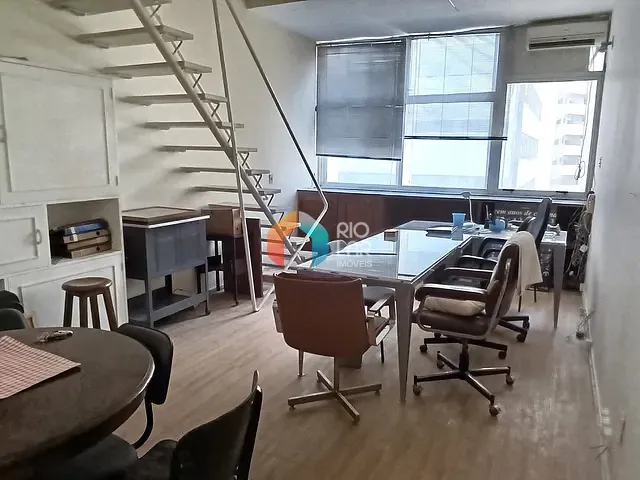 Conjunto comercial com 64m², à venda, no bairro Centro em Rio de Janeiro