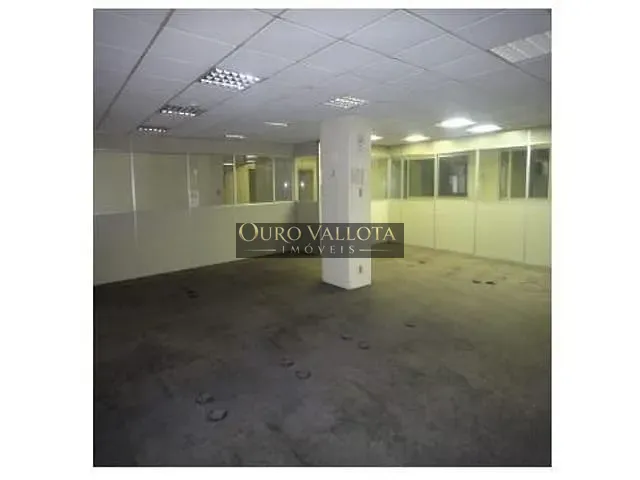 Conjunto comercial com 562m², à venda, no bairro República em São Paulo