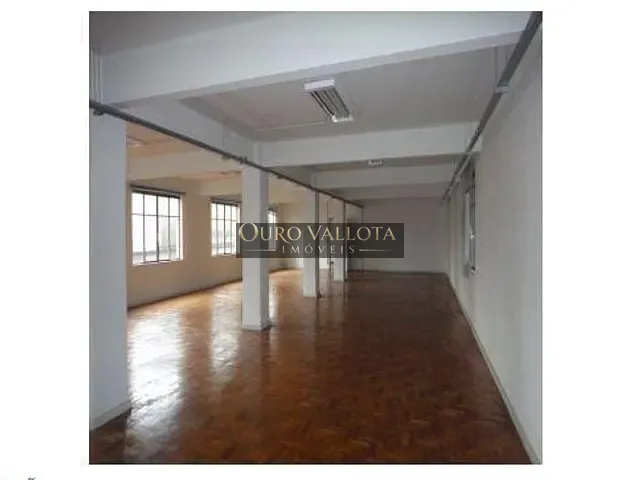Conjunto comercial com 562m², à venda, no bairro República em São Paulo