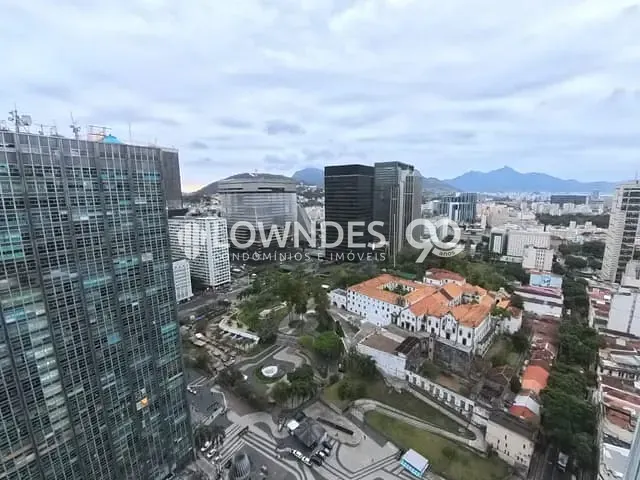 Conjunto comercial com 260m², para alugar, no bairro Centro em Rio de Janeiro