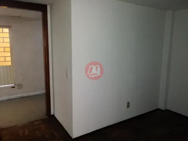 Conjunto comercial com 41m², para alugar, no bairro Centro Histórico em Porto Alegre