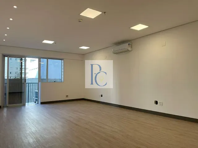 Conjunto comercial à venda, no bairro Santo Amaro em São Paulo