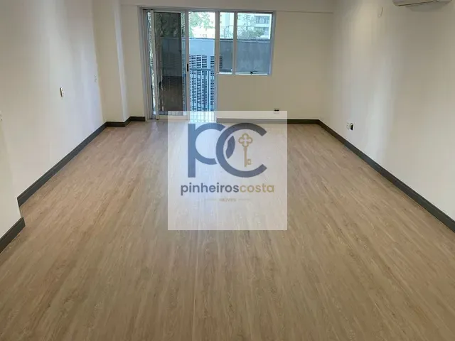 Conjunto comercial à venda, no bairro Santo Amaro em São Paulo
