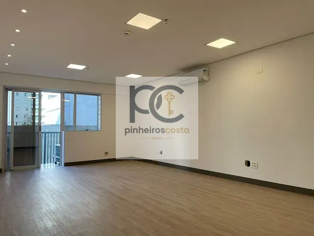 Conjunto comercial à venda, no bairro Santo Amaro em São Paulo
