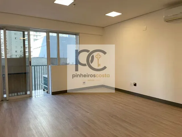 Conjunto comercial à venda, no bairro Santo Amaro em São Paulo